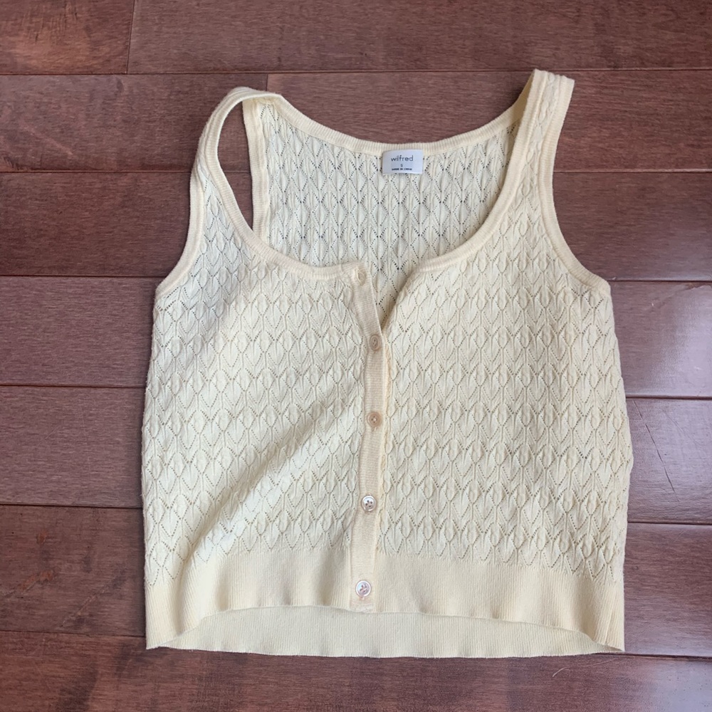 Wilfred top